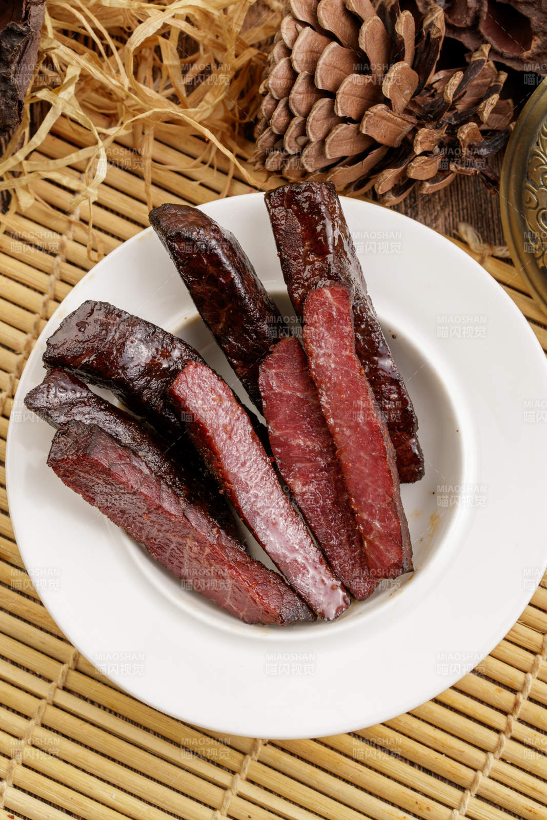 肉香四溢的的内蒙古特产牛肉干图片