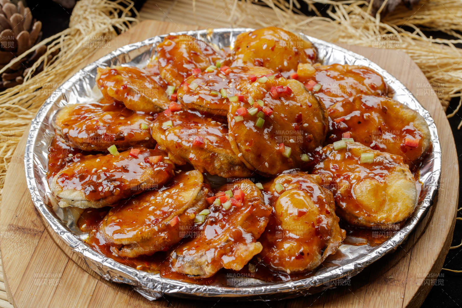 铁板浇汁香炸茄盒图片