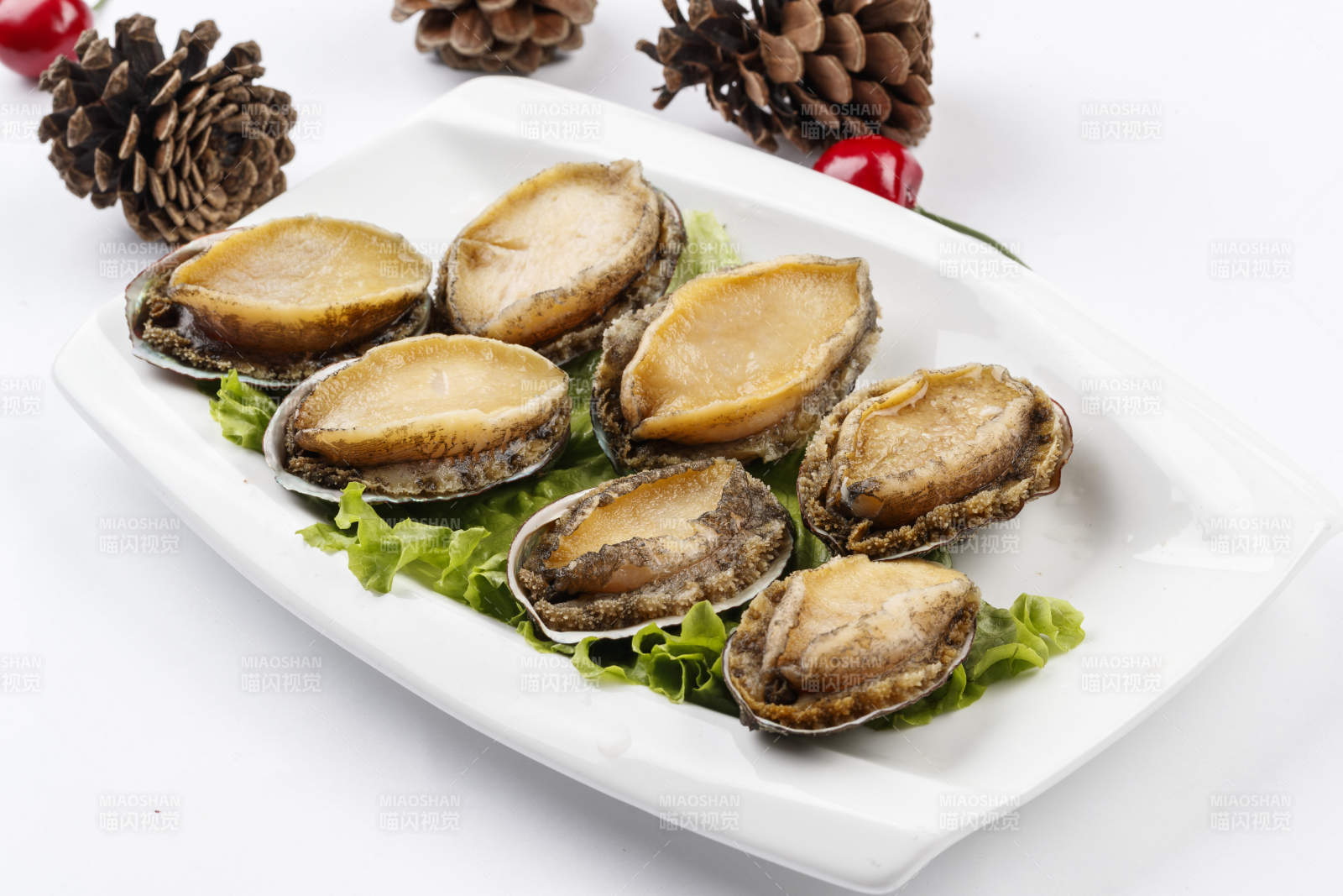 高档火锅料理食材涮鲍鱼图片