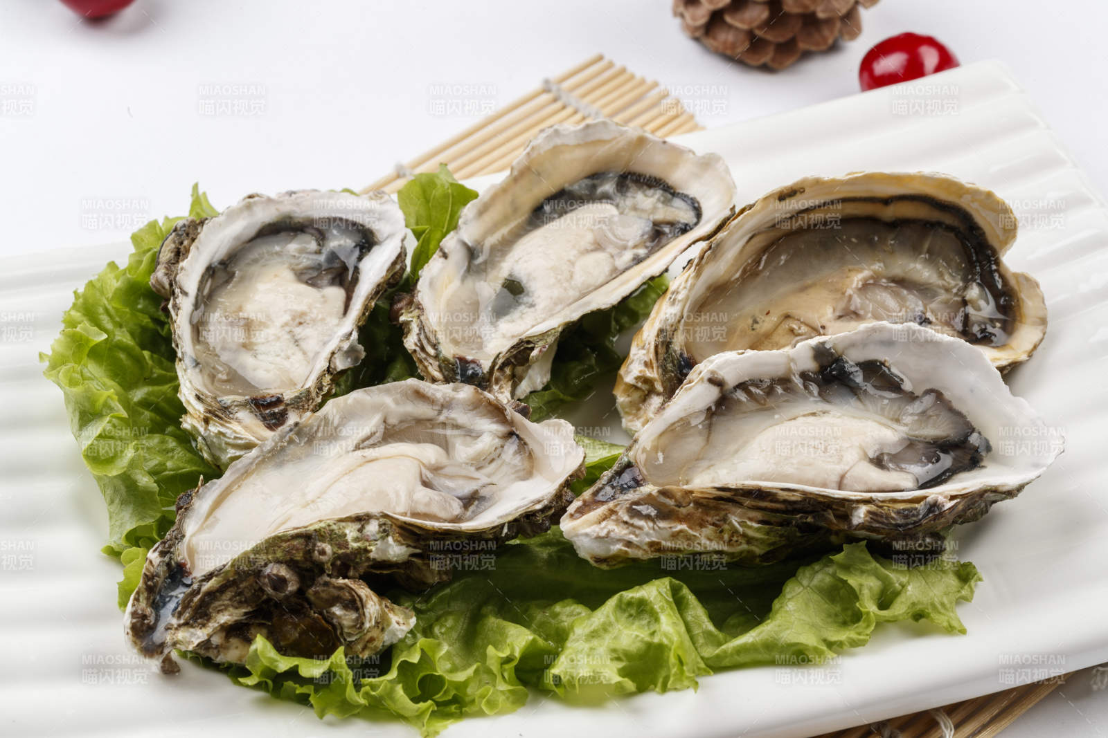 高档火锅料理食材生蚝图片