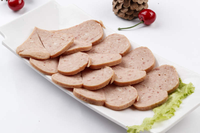 高档火锅料理食材午餐肉图片