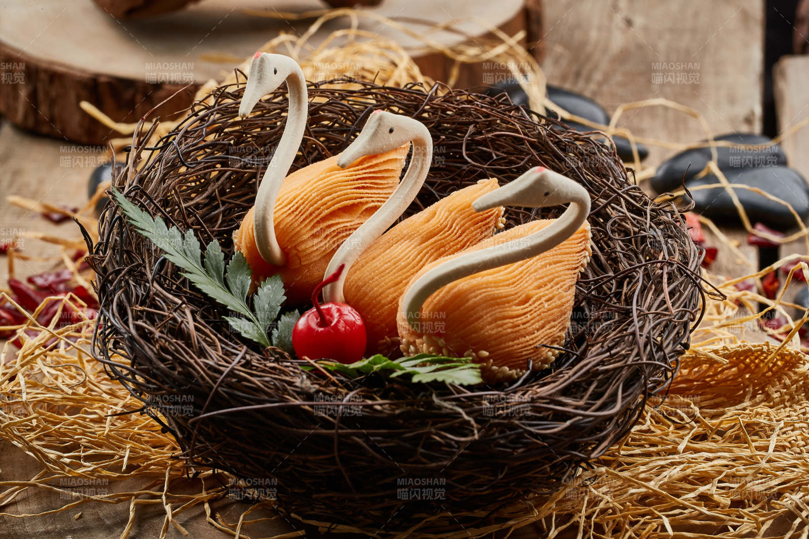 茶餐点心天鹅榴莲酥图片