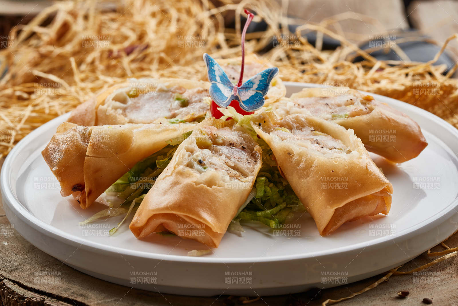 茶餐鲜鱼肉春卷图片