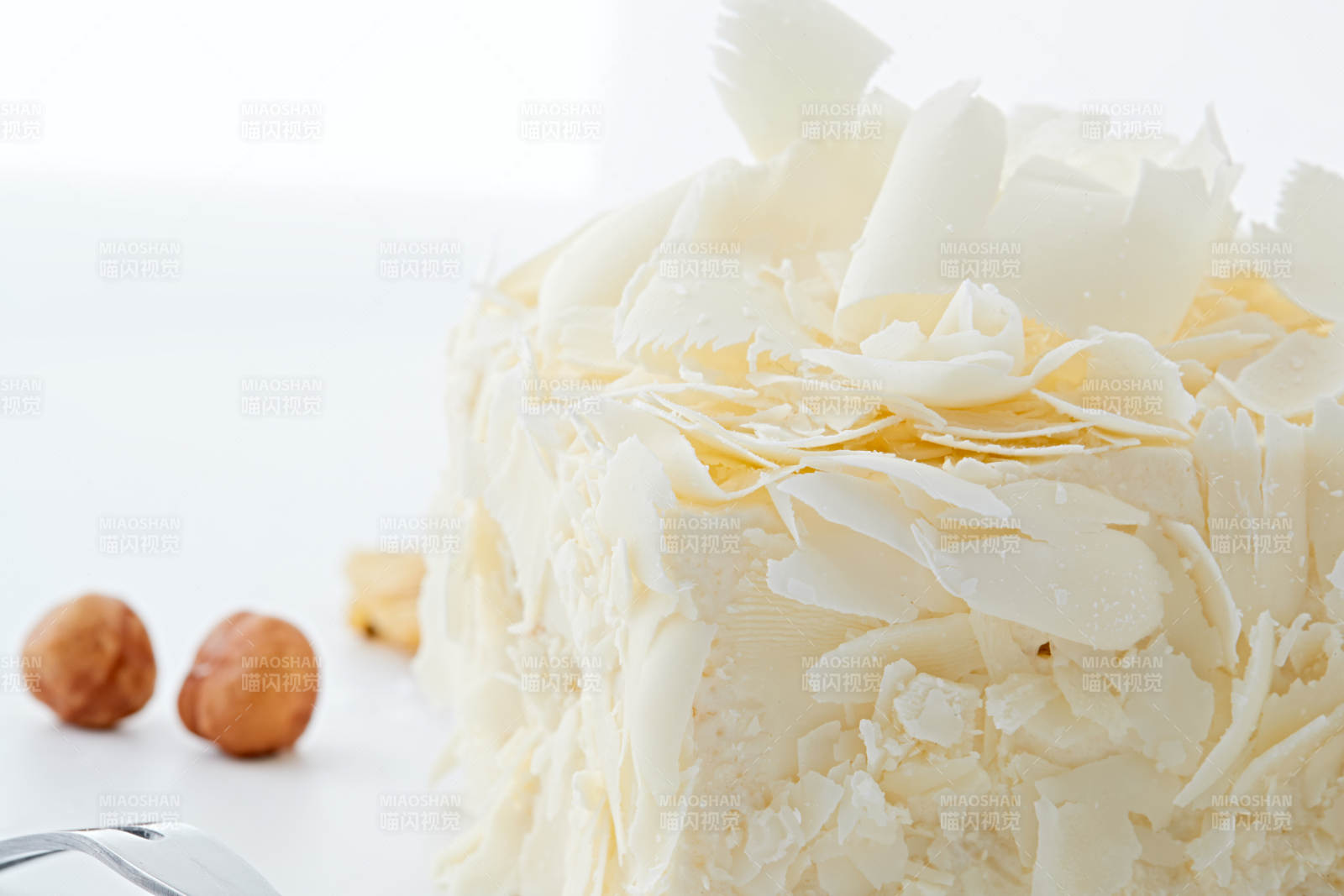 制作精美的法式小甜品蛋糕图片