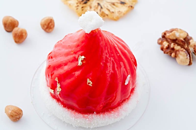 制作精美的法式小甜品蛋糕图片