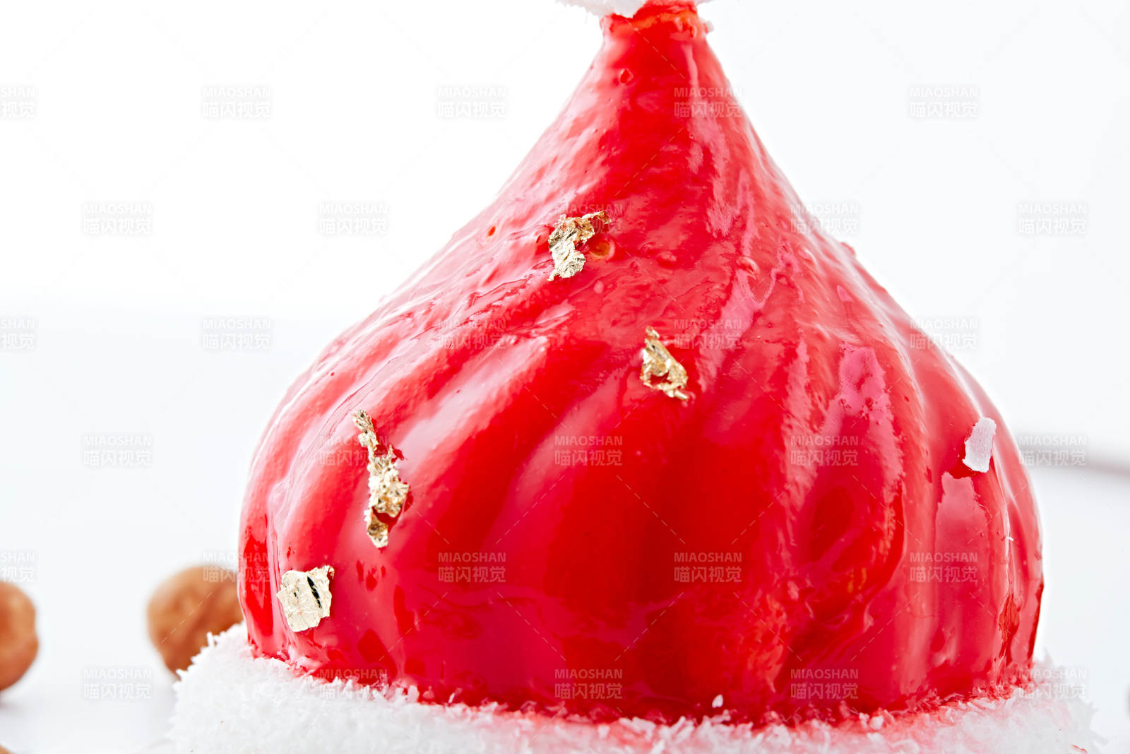 制作精美的法式小甜品蛋糕图片