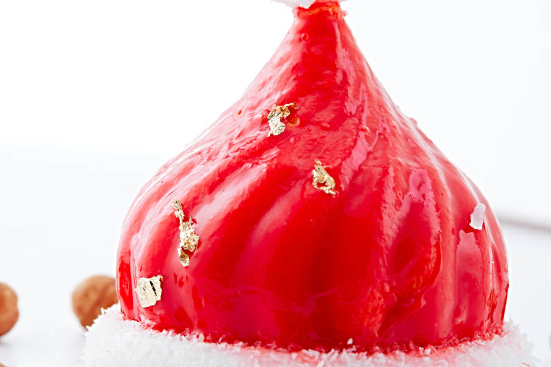 制作精美的法式小甜品蛋糕图片