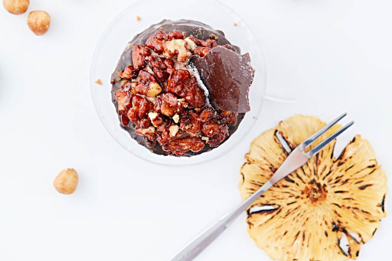 制作精美的法式小甜品蛋糕图片