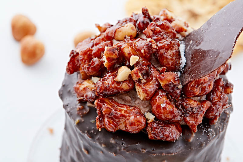 制作精美的法式小甜品蛋糕图片