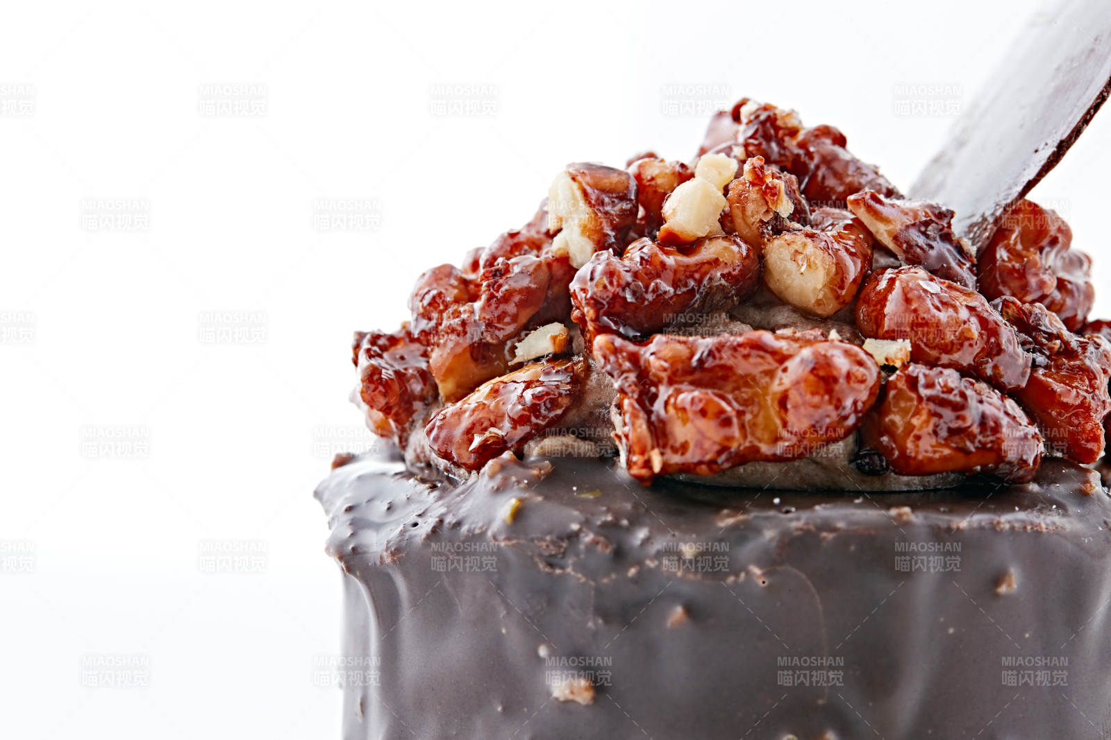 制作精美的法式小甜品蛋糕图片