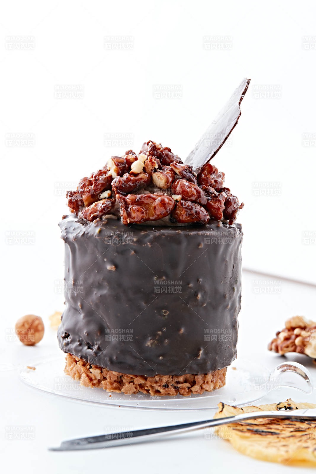 制作精美的法式小甜品蛋糕图片