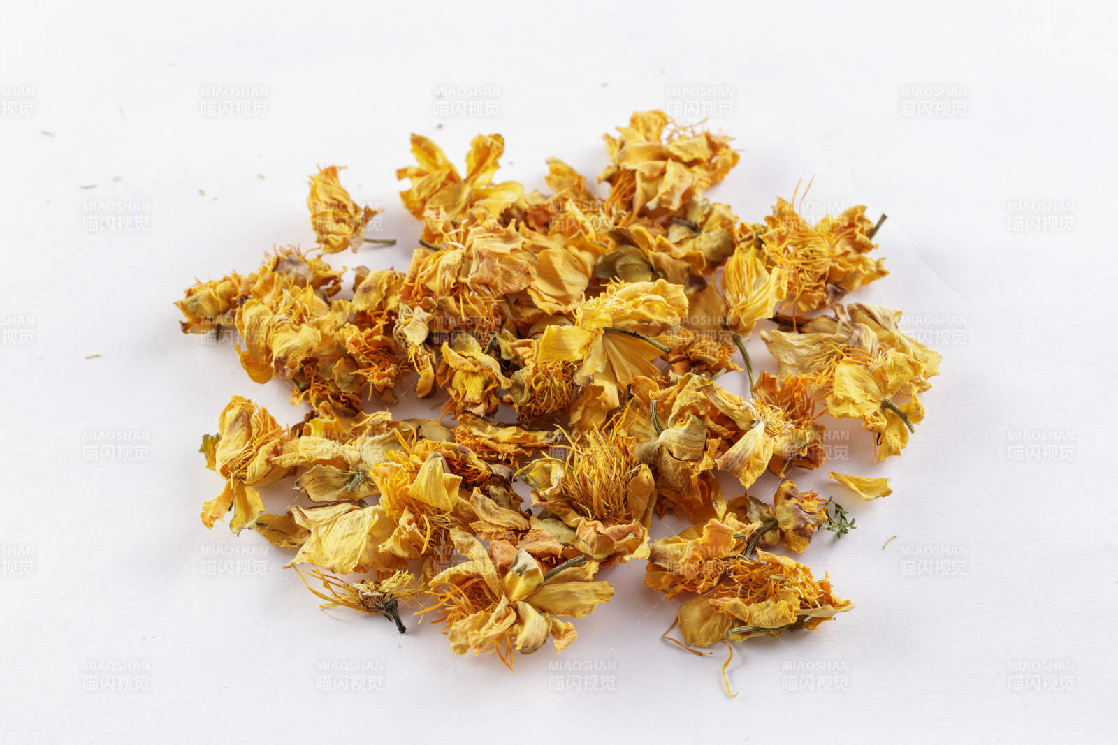 香气芬芳的沽源特产金莲花茶图片