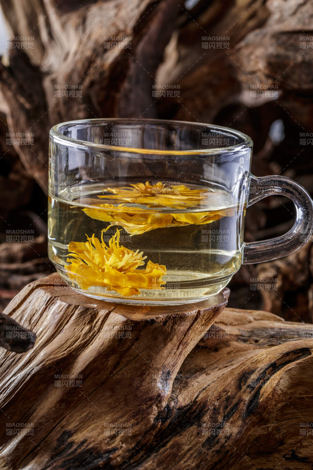 香气芬芳的沽源特产金莲花茶图片