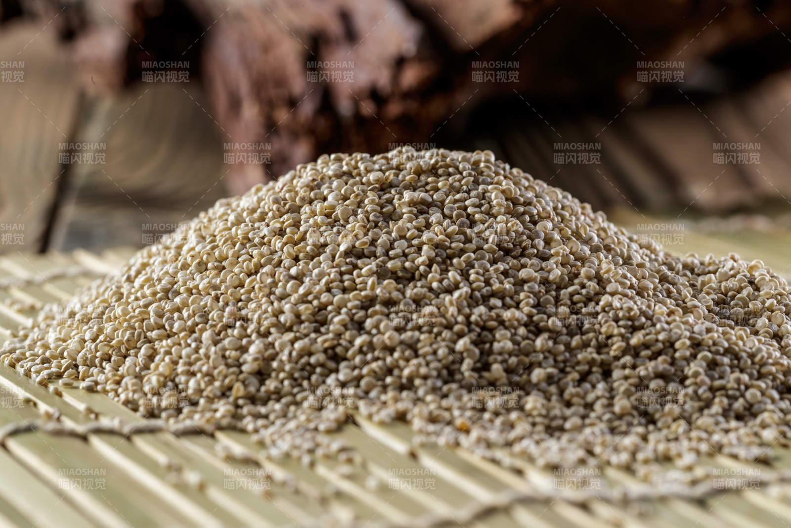 养生粗粮藜麦米图片