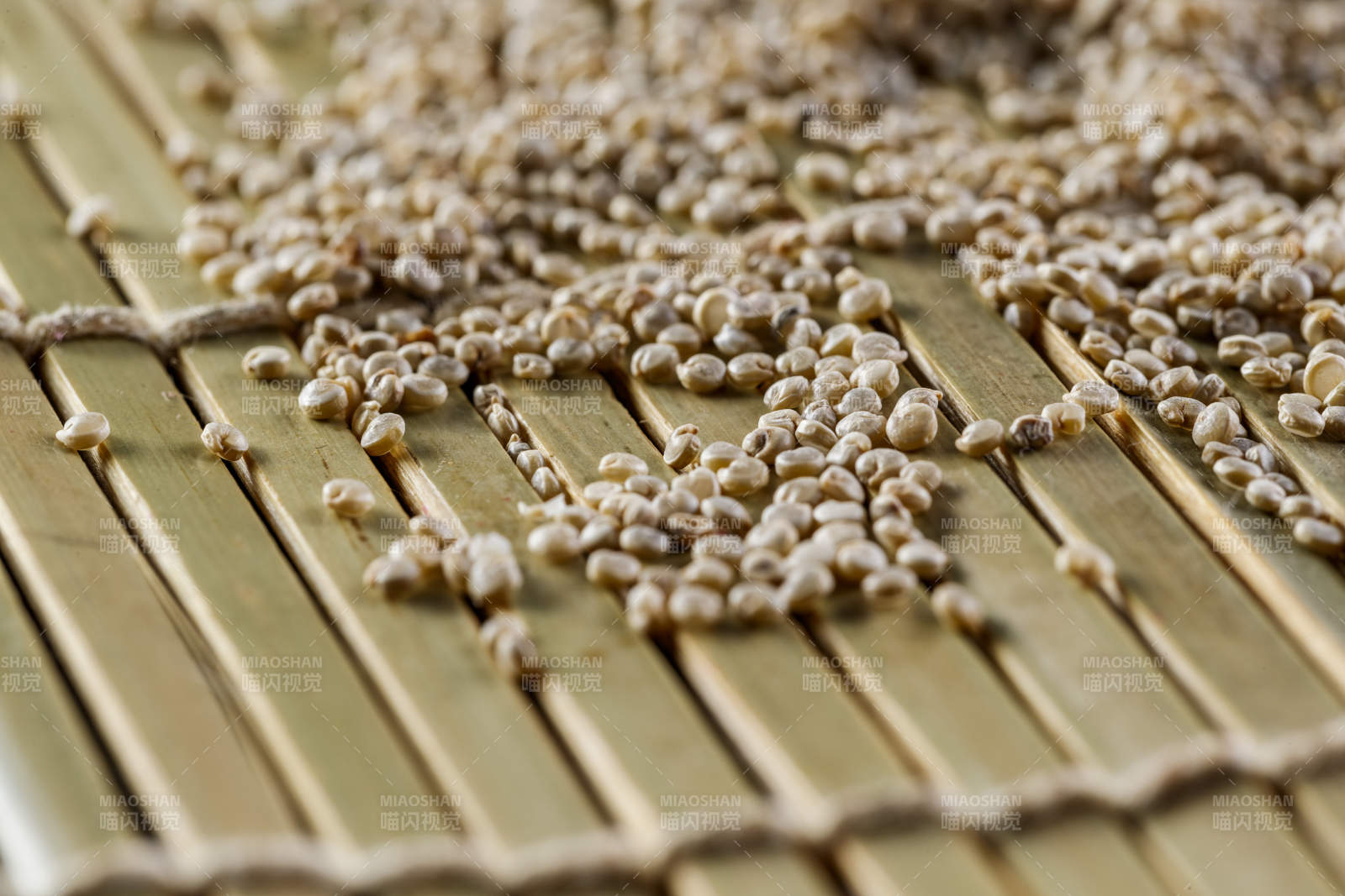 养生粗粮藜麦米图片