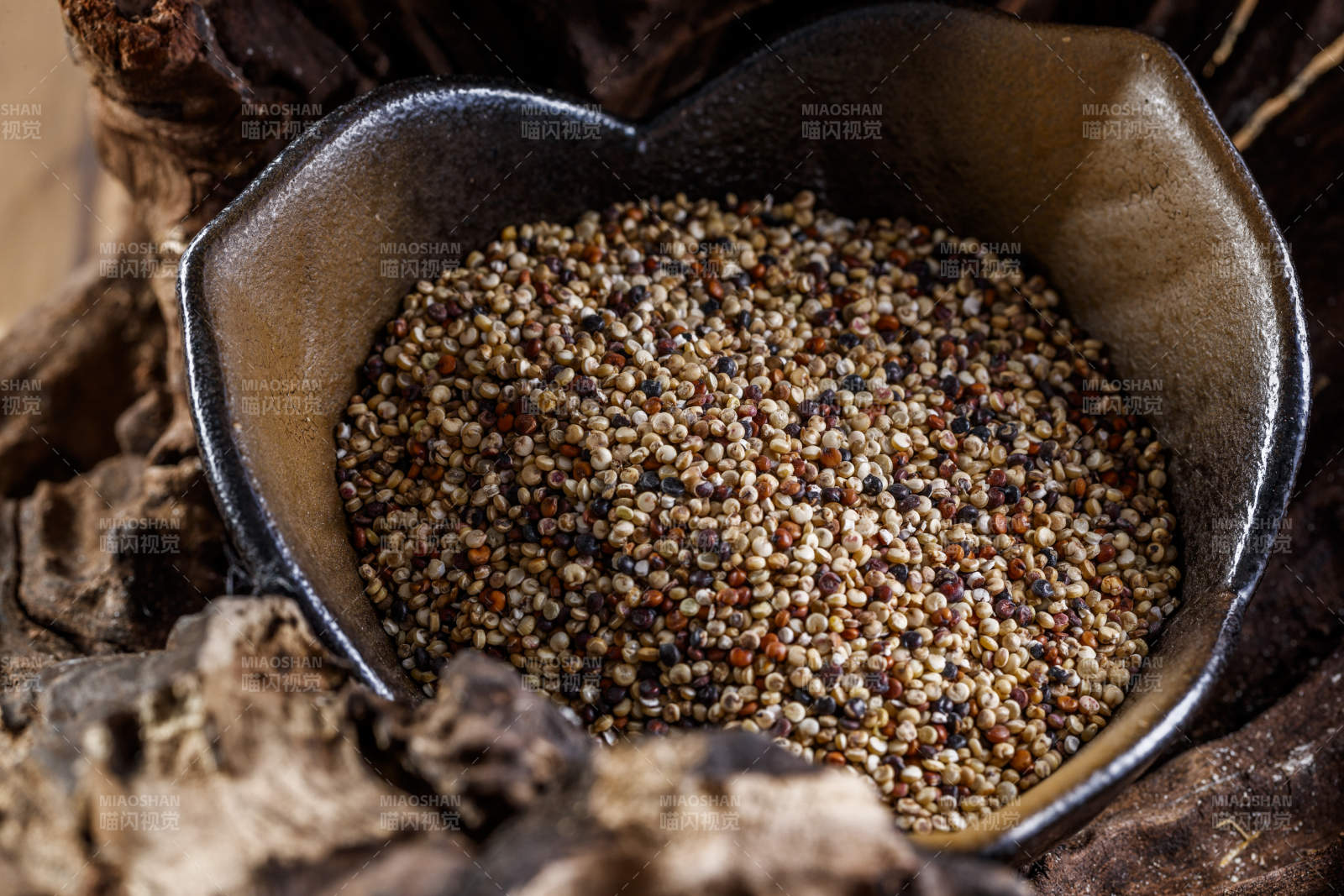 养生粗粮藜麦米图片