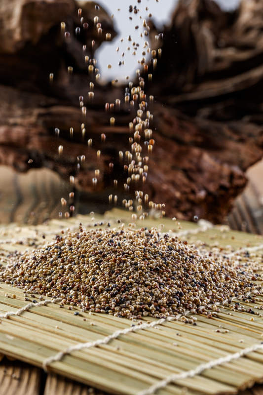 养生粗粮藜麦米图片