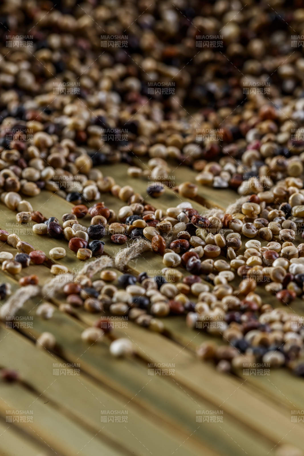 养生粗粮藜麦米图片