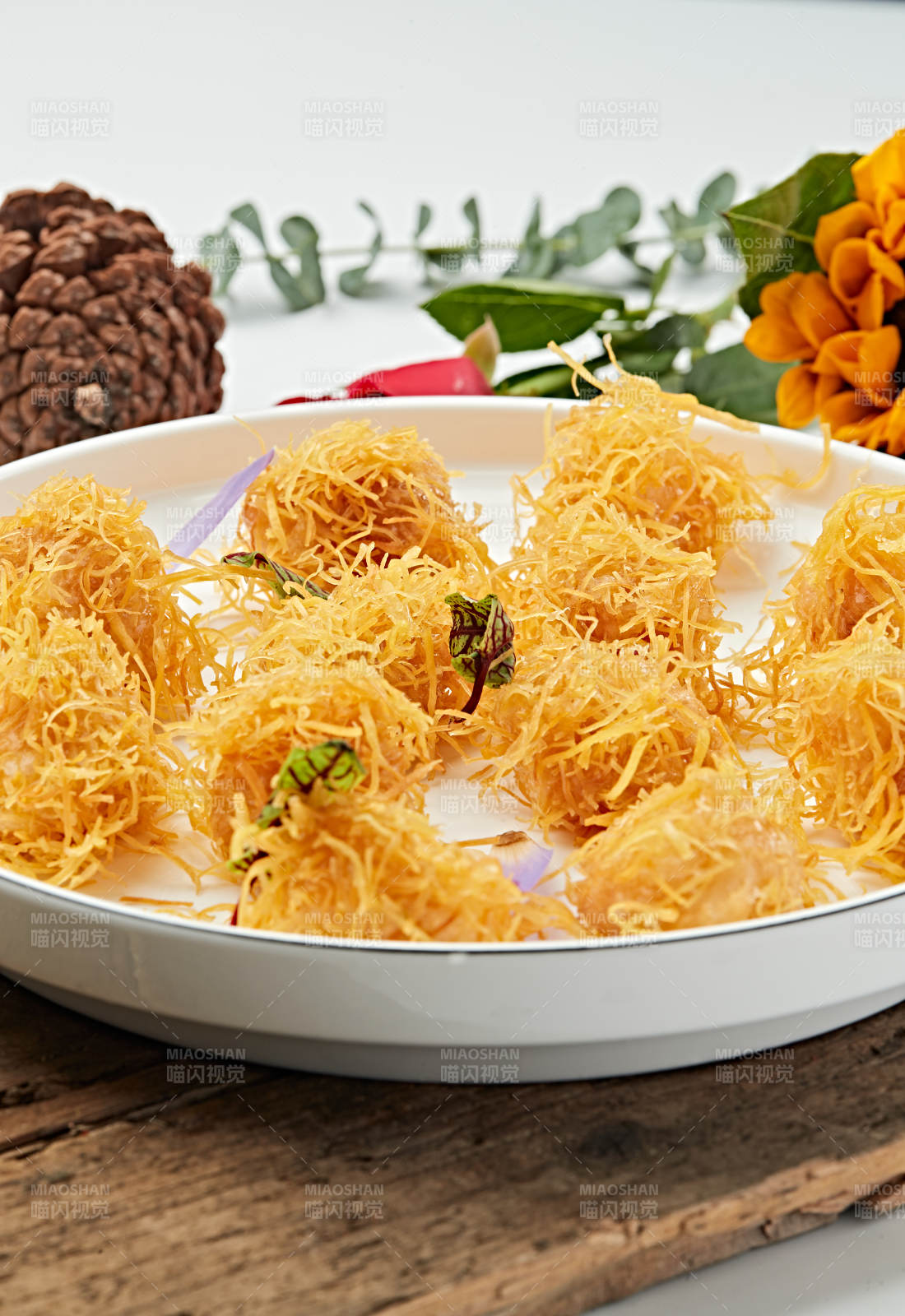 香炸金丝大虾球图片