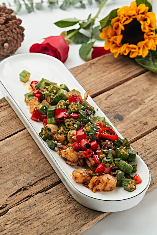 香辣秋葵炒扇贝肉图片