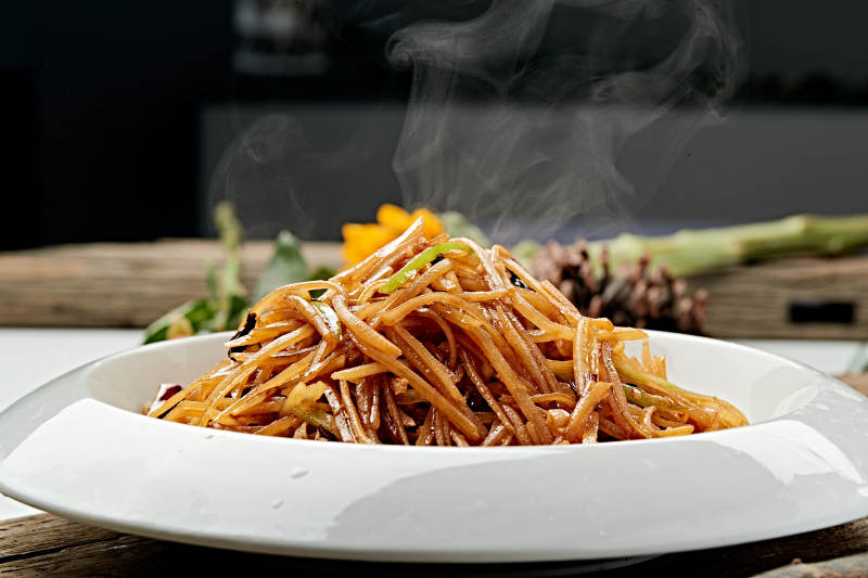 炝炒酸辣土豆丝图片