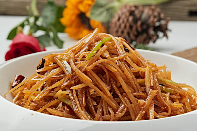 炝炒酸辣土豆丝图片