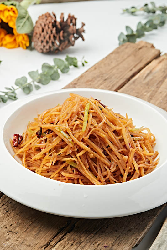 炝炒酸辣土豆丝图片