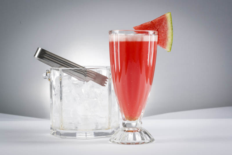 热带西瓜汁图片