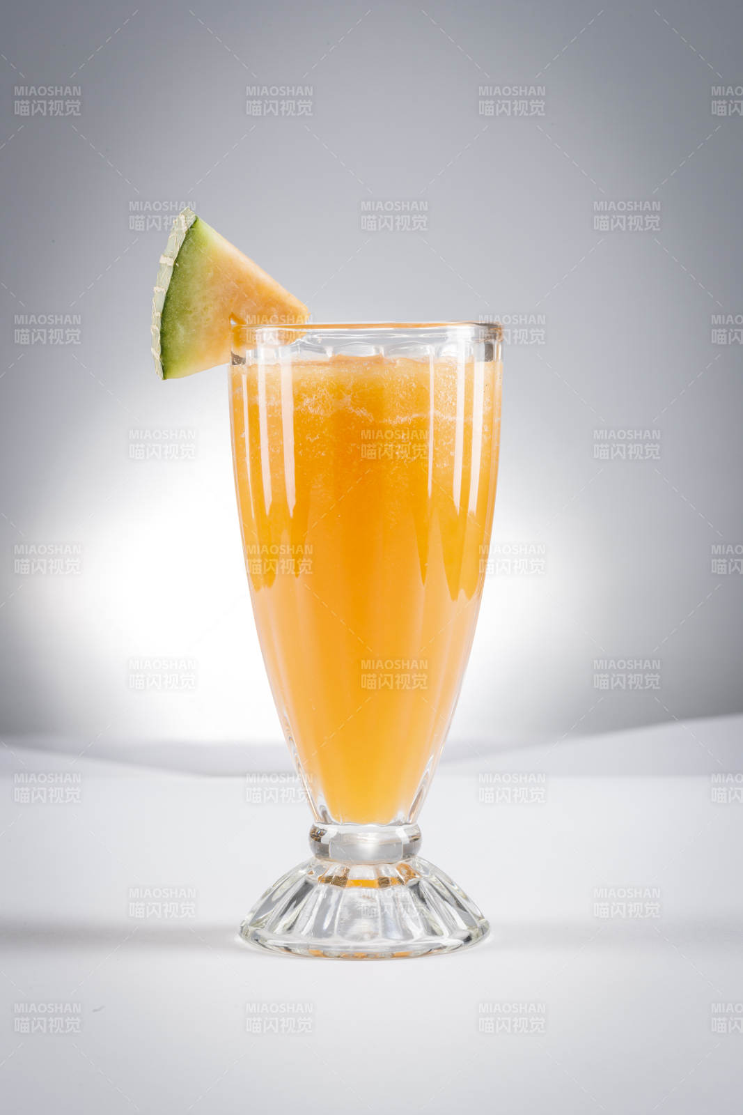 鲜榨哈密瓜汁图片