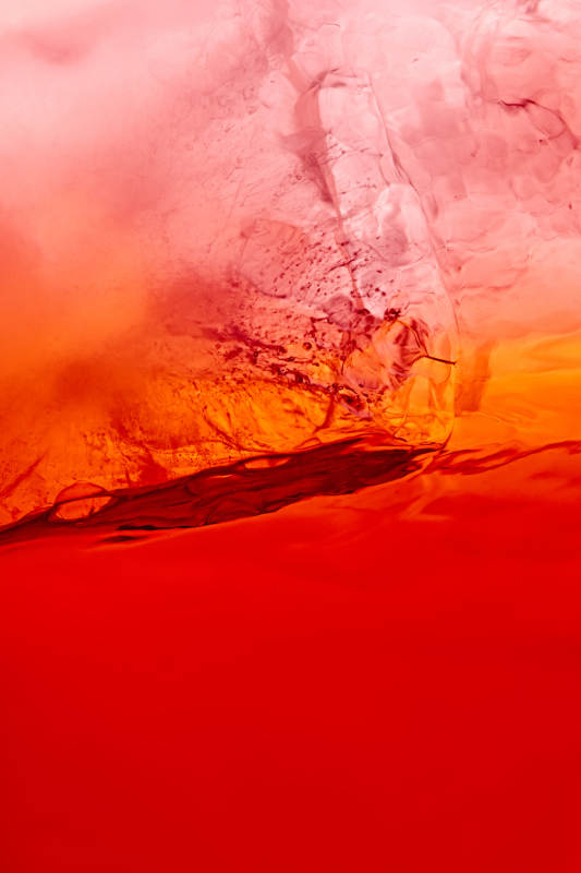 酒杯中的调制鸡尾酒局部特写抽象表达图片