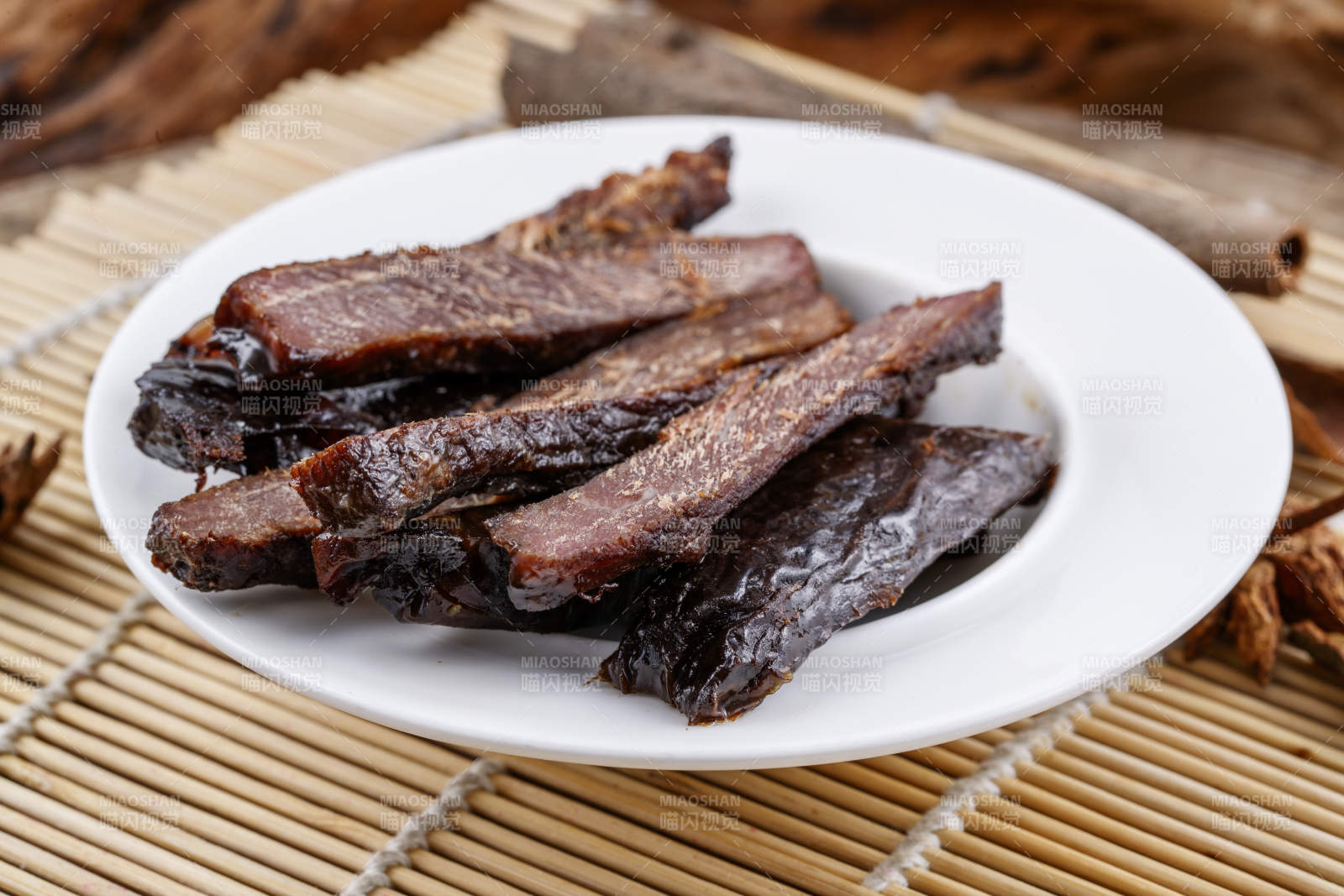 肉香四溢的的内蒙古特产牛肉干图片