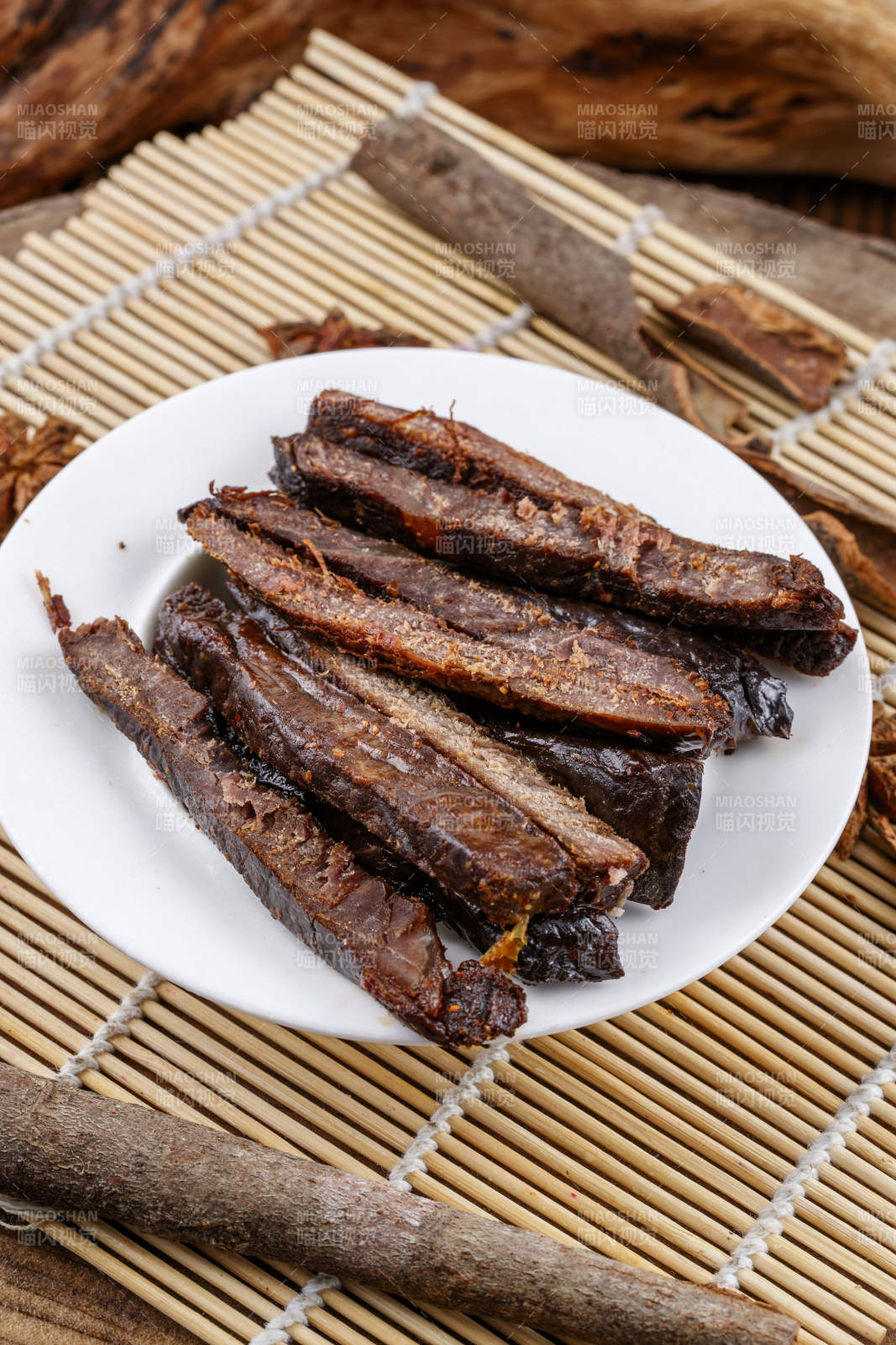 肉香四溢的的内蒙古特产牛肉干图片