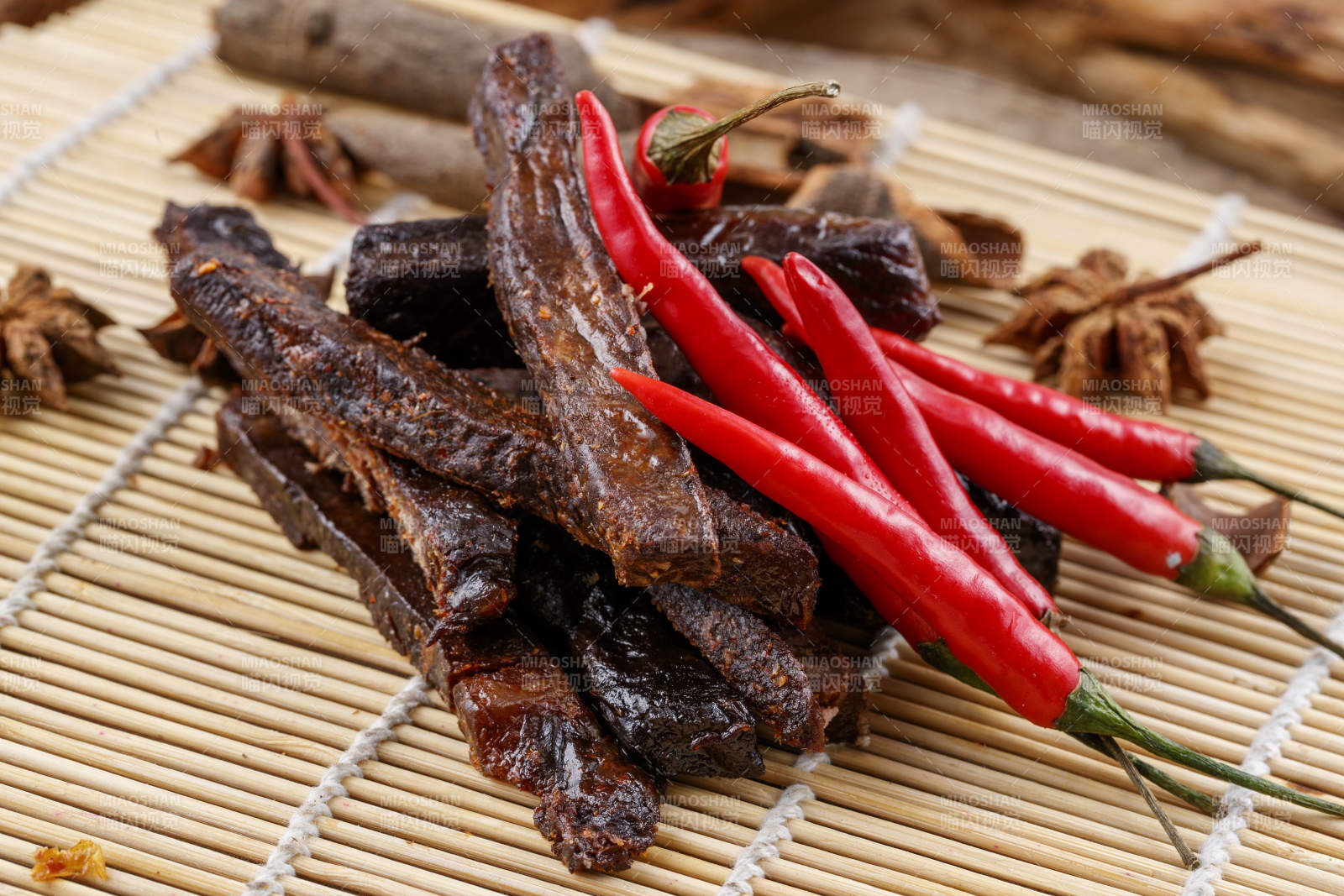 肉香四溢的的内蒙古特产牛肉干图片