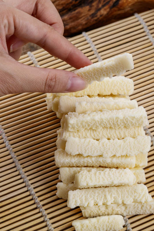 浓香甜美滋味浓郁的蒙族牛奶制品特写图片