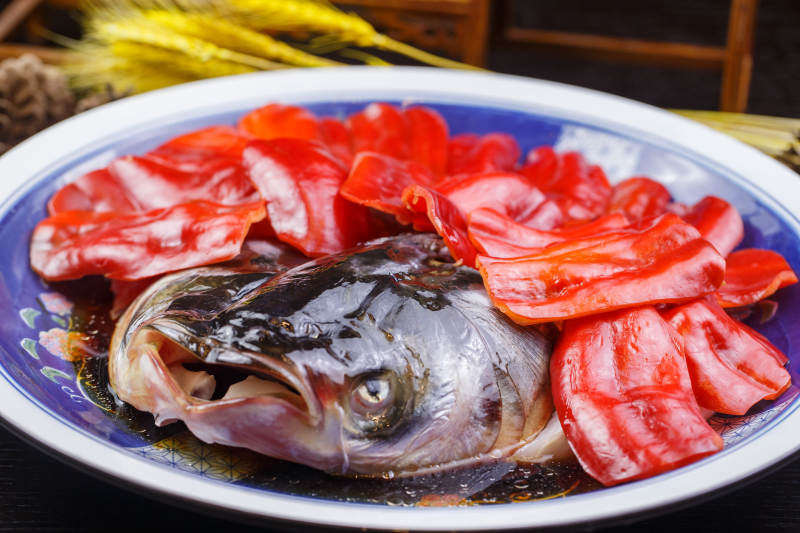 彩椒豉油蒸鱼头图片