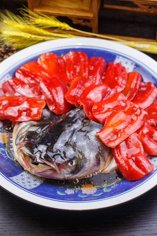彩椒豉油蒸鱼头图片