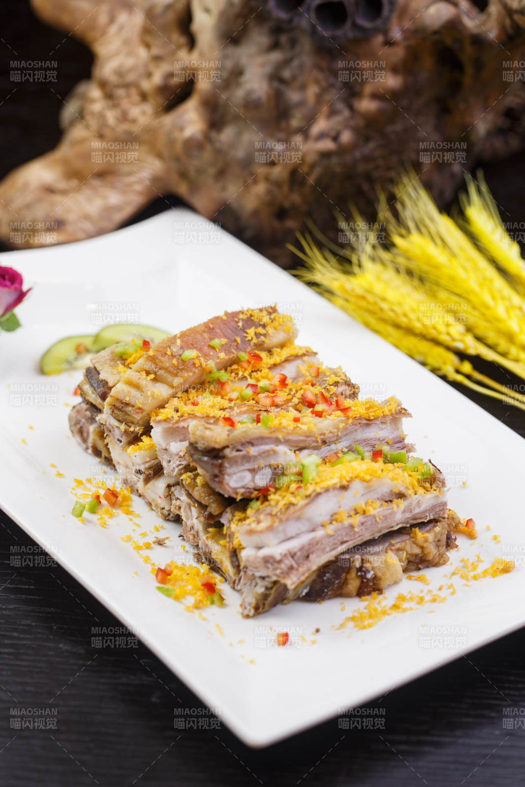 避风塘蒜香羊排图片