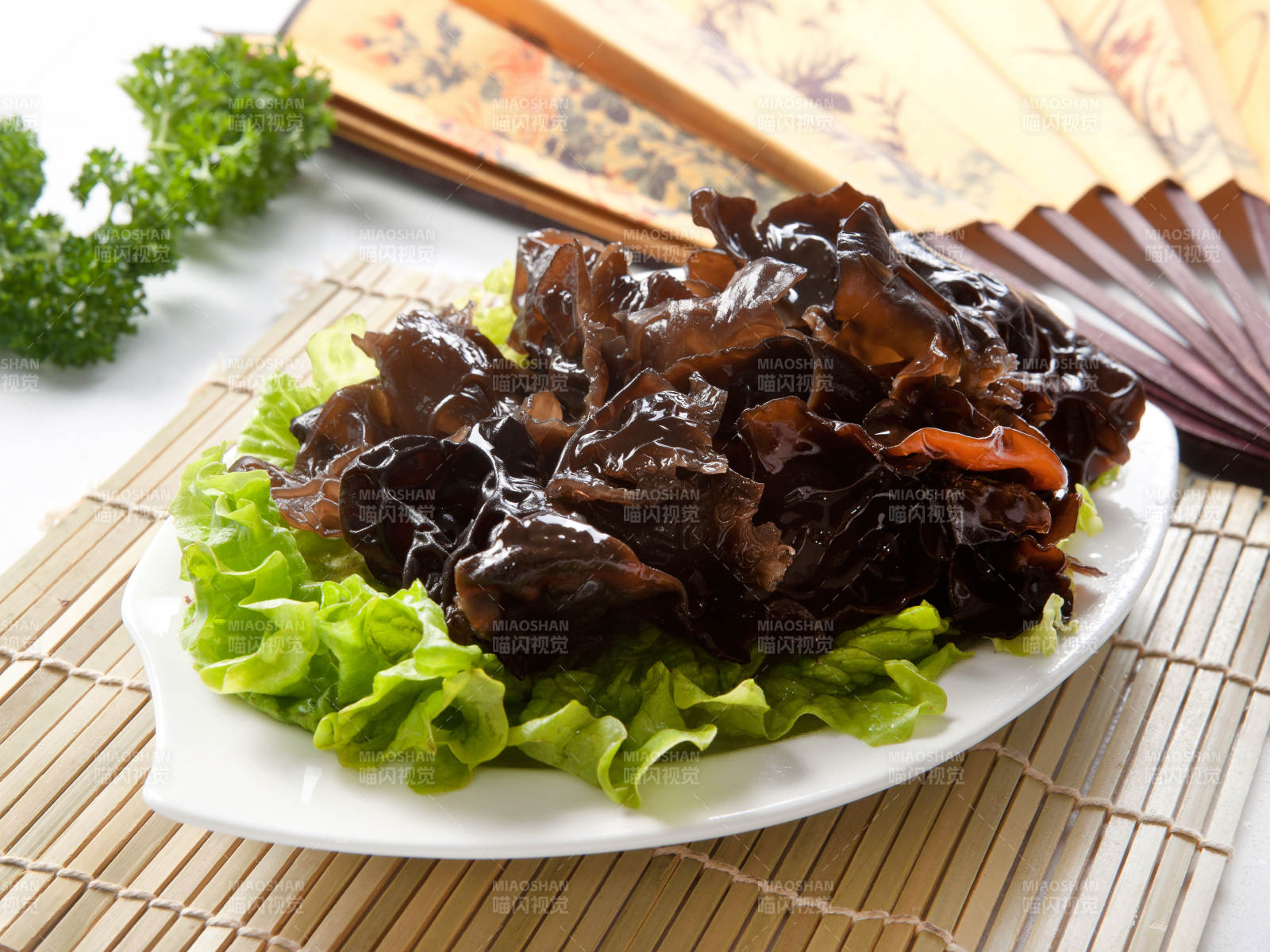 芥末黑木耳图片