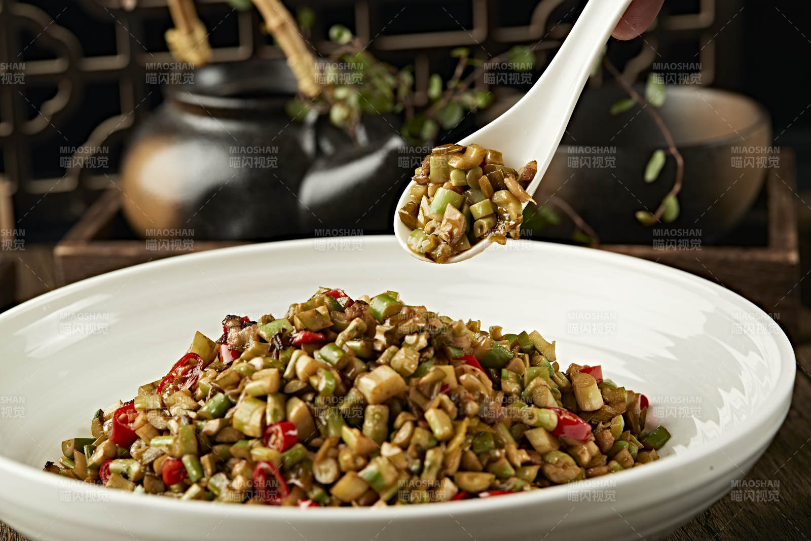 米椒肉沫炒酸笋粒图片