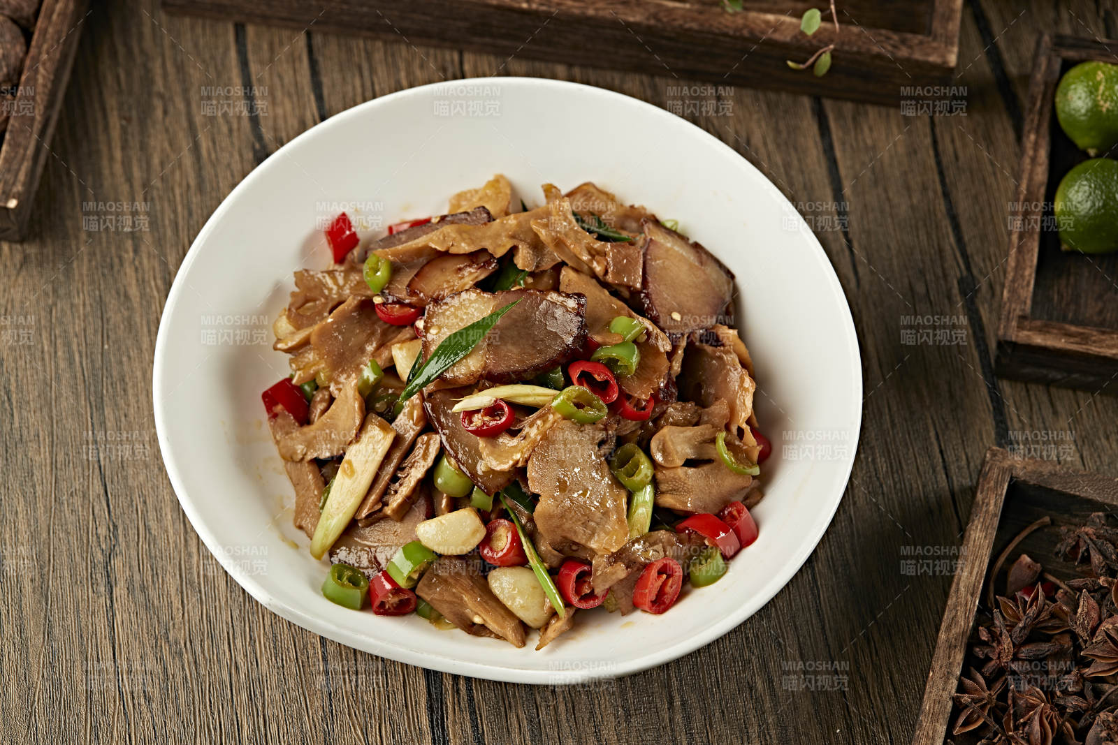 湘味米椒炒腊肉图片