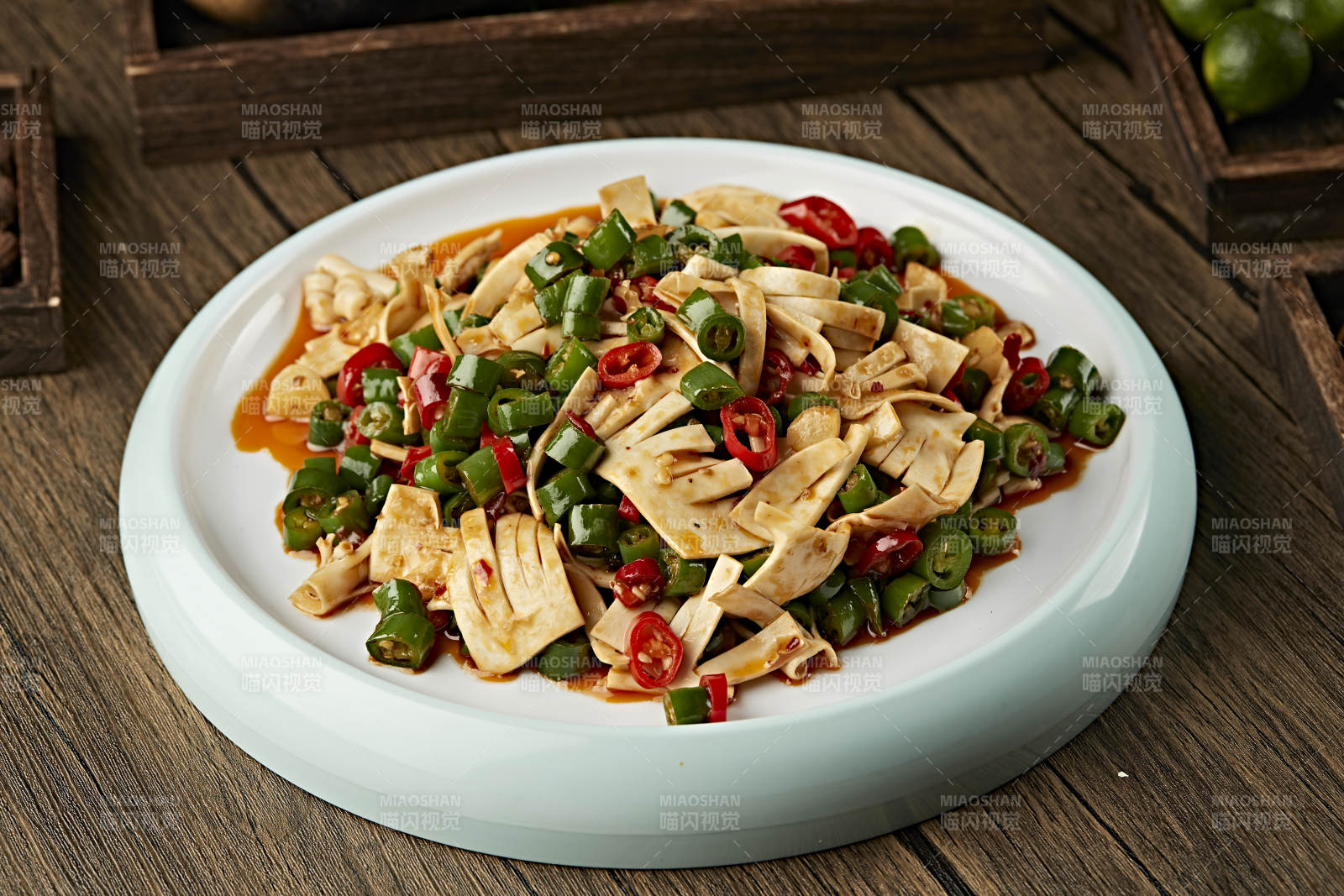 米椒辣炒黄喉图片