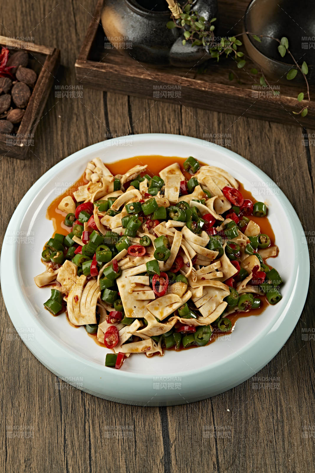 米椒辣炒黄喉图片