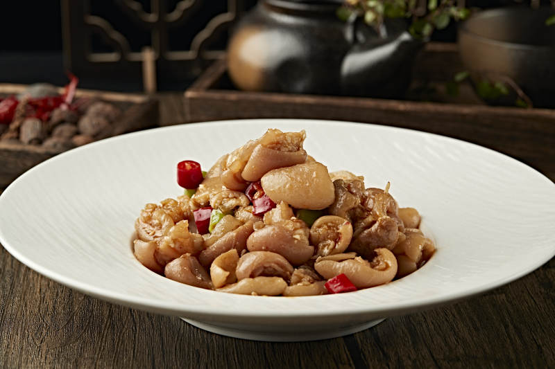 米椒辣炒猪脚皮肘子皮图片