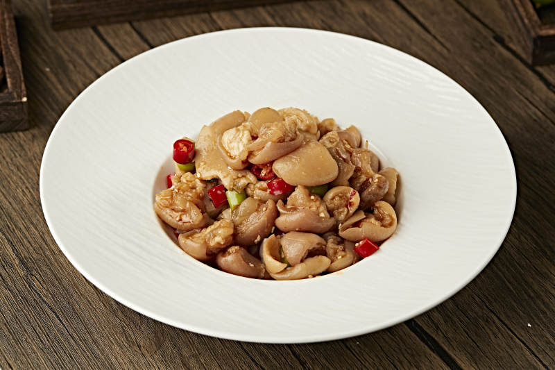 米椒辣炒猪脚皮肘子皮图片