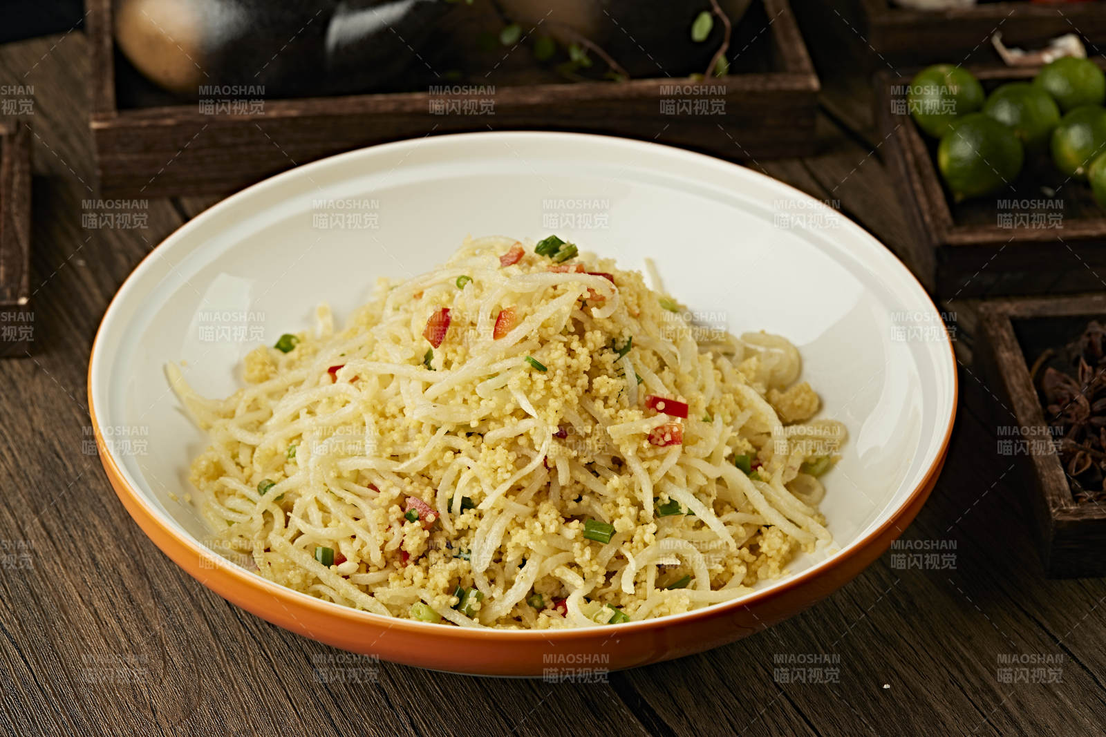 黍米金米拌洋芋丝小米饭土豆丝图片