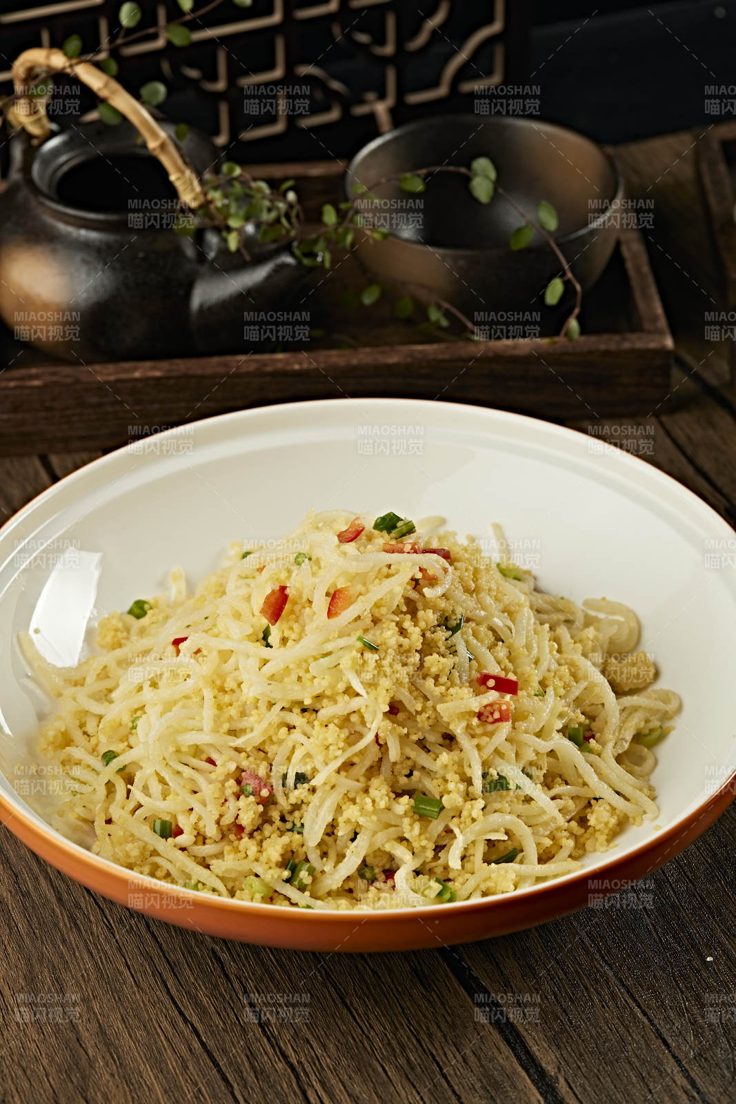 黍米金米拌洋芋丝小米饭土豆丝图片