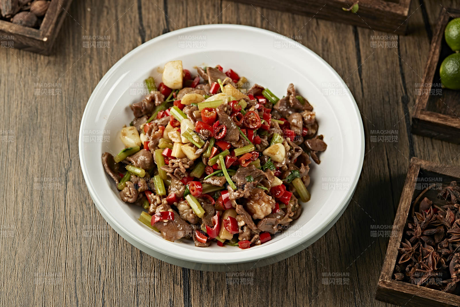 湖南菜美味湘味小炒黄牛肉图片