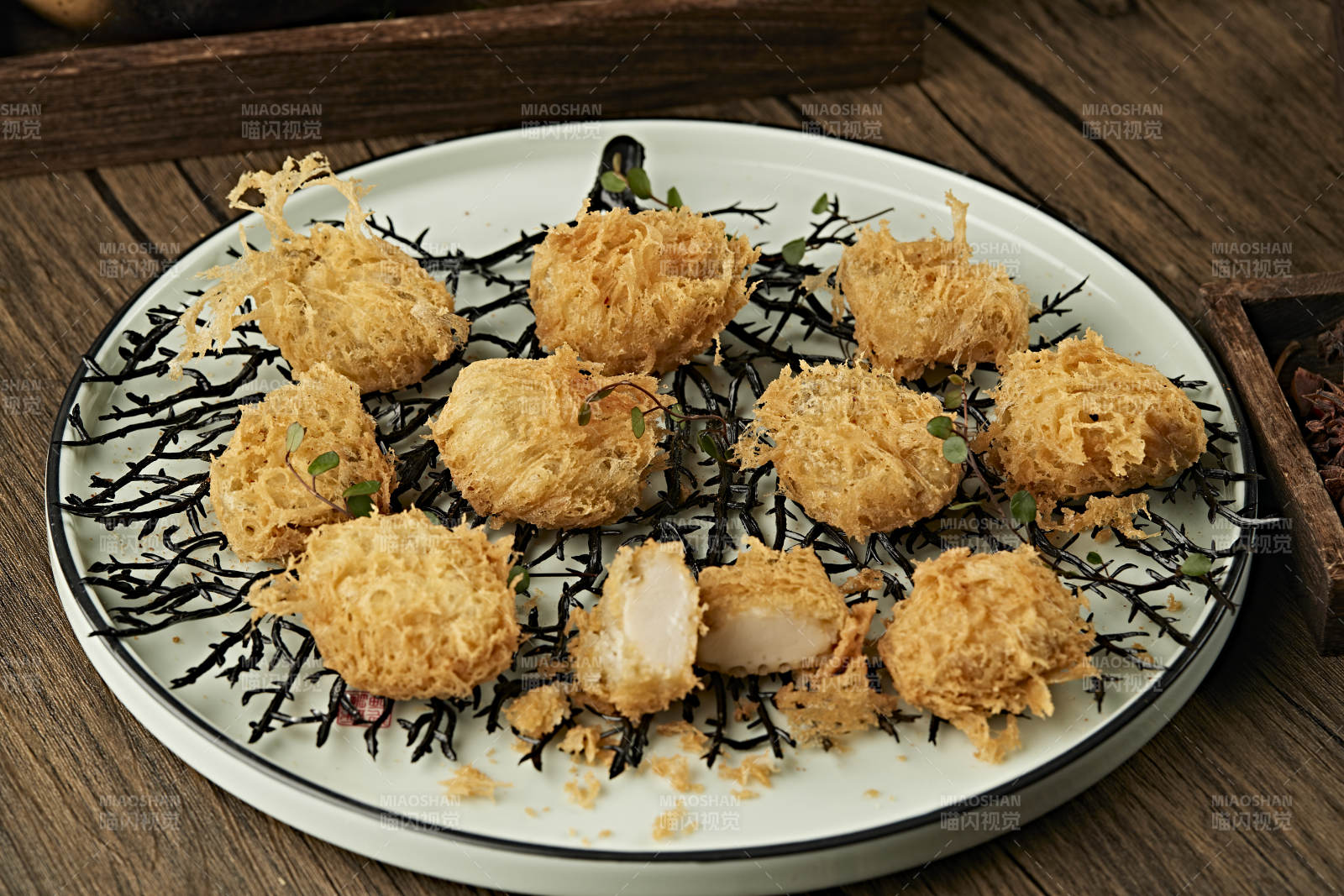 油炸柳稣鲜鲍鱼图片