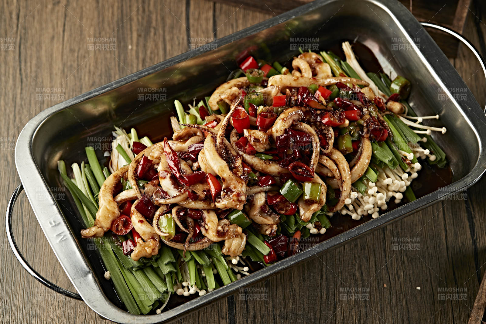 麻辣酱香鱿鱼须图片