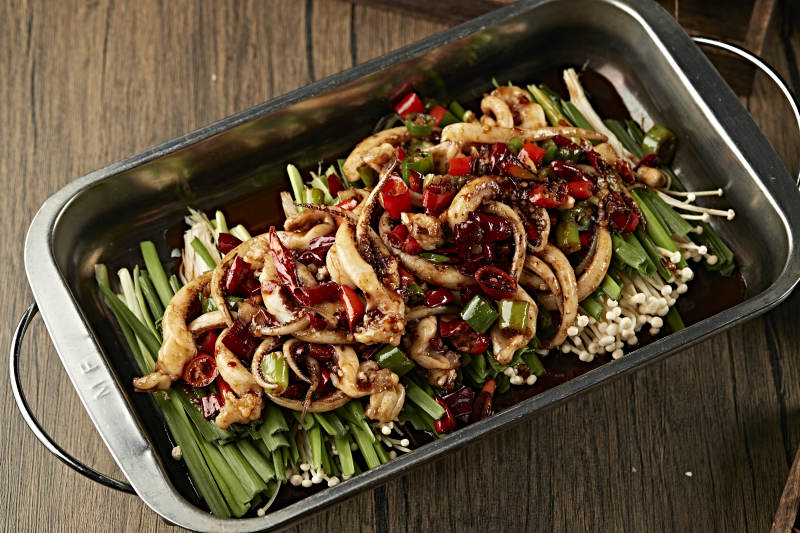 麻辣酱香鱿鱼须图片